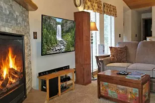 17730 W Core Rd, Sunriver, OR 97707 - Photo 3