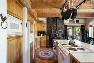 15124 E River Loop Dr E, Bend, OR 97707 - Photo 23