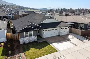 2820 Caldera Ln, Medford, OR 97504 - Photo 27