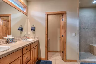 56340 Solar Dr, Bend, OR 97707 - Photo 19