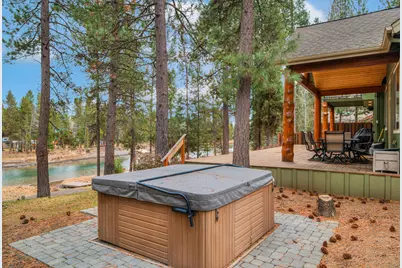 56340 Solar Drive, Bend, OR 97707 - Photo 19