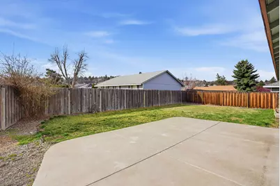 3302 SW Reindeer Avenue, Redmond, OR 97756 - Photo 25