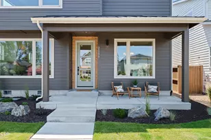 21177 NE Beall Dr, Bend, OR 97701 - Photo 3