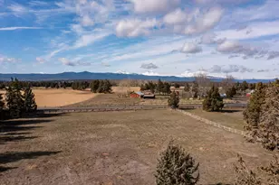 65320 Hwy 20, Bend, OR 97703 - Photo 9