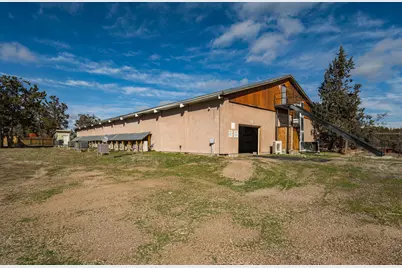 65320 Hwy 20, Bend, OR 97703 - Photo 11