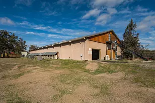 65320 Hwy 20, Bend, OR 97703 - Photo 11