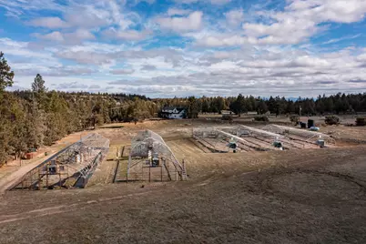 65320 Hwy 20, Bend, OR 97703 - Photo 3