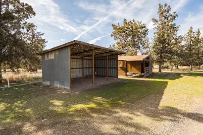 65320 Hwy 20, Bend, OR 97703 - Photo 23