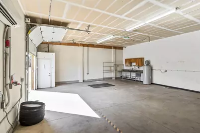 65320 Hwy 20, Bend, OR 97703 - Photo 13