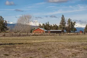 65320 Hwy 20, Bend, OR 97703 - Photo 21