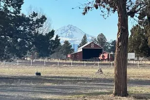 65320 Hwy 20, Bend, OR 97703 - Photo 35