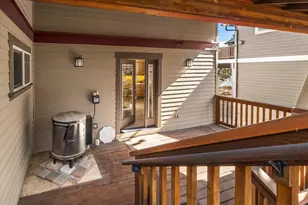 3130 N W Colonial Dr, Bend, OR 97703 - Photo 55