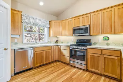 3130 NW Colonial Drive, Bend, OR 97703 - Photo 21