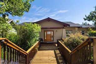 3130 N W Colonial Dr, Bend, OR 97703 - Photo 5