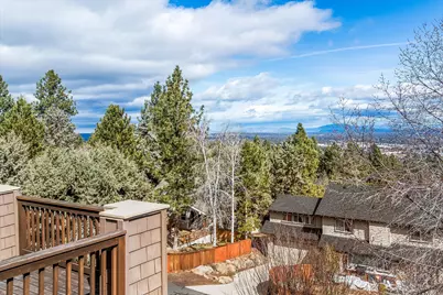 3130 NW Colonial Drive, Bend, OR 97703 - Photo 3