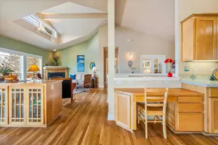 3130 N W Colonial Dr, Bend, OR 97703 - Photo 25