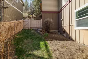 3130 N W Colonial Dr, Bend, OR 97703 - Photo 59