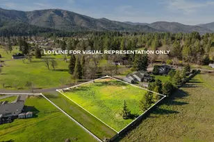 527 E Forks Cir, Cave Junction, OR 97523 - Photo 1