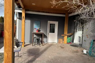 517 SW Marshall St, Madras, OR 97741 - Photo 17