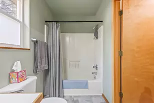 18900 Tuscarora Ln, Bend, OR 97702 - Photo 11
