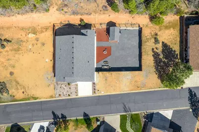 353 Cedar Ridge Drive, Cave Junction, OR 97523 - Photo 3