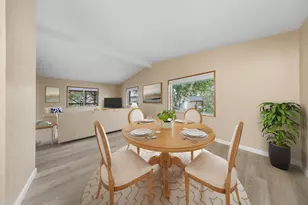 63741 Cascade Village Dr, Bend, OR 97701 - Photo 5