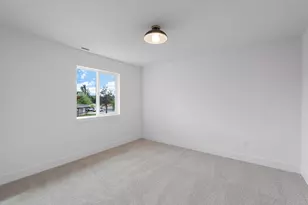 21161 NE Beall Dr, Bend, OR 97701 - Photo 25
