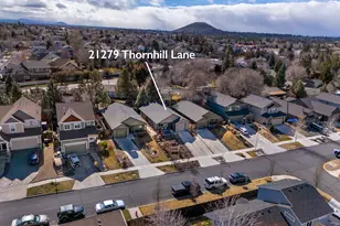 21279 Thornhill Ln, Bend, OR 97701 - Photo 27