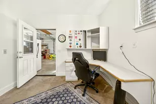 1000 Hill St, Jacksonville, OR 97530 - Photo 47