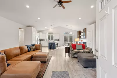 53080 Day Road, La Pine, OR 97739 - Photo 9