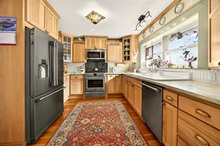 645 E California St, Jacksonville, OR 97530 - Photo 23