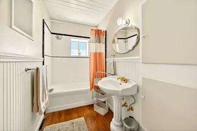 645 E California Street, Jacksonville, OR 97530 - Photo 21