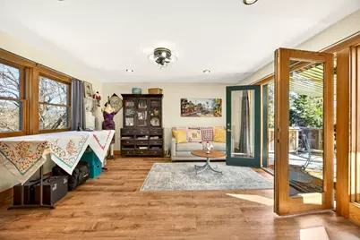 645 E California Street, Jacksonville, OR 97530 - Photo 45