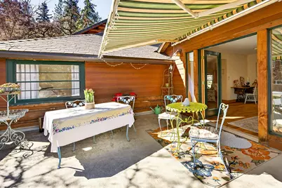 645 E California Street, Jacksonville, OR 97530 - Photo 51