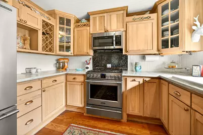 645 E California Street, Jacksonville, OR 97530 - Photo 25