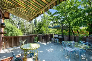 645 E California St, Jacksonville, OR 97530 - Photo 49