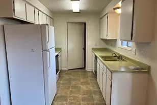 735 Kenyon St, Medford, OR 97501 - Photo 25