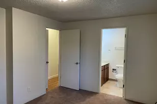 735 Kenyon St, Medford, OR 97501 - Photo 35