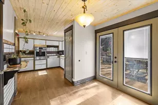 1408 Siskiyou Blvd, Medford, OR 97504 - Photo 9