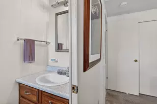 608 Woodlawn Cir, Grants Pass, OR 97526 - Photo 21