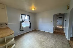 930 NW Canyon Dr, Redmond, OR 97756 - Photo 11