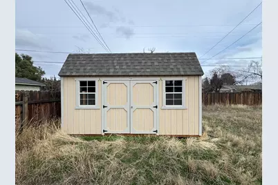 930 NW Canyon Drive, Redmond, OR 97756 - Photo 5