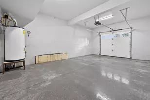 3122 N W Colonial Dr, Bend, OR 97703 - Photo 33