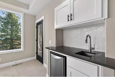 3122 NW Colonial Drive, Bend, OR 97703 - Photo 23