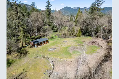 151 Kubli Road, Grants Pass, OR 97527 - Photo 39