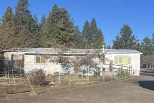 9810 Puckett Ln, Klamath Falls, OR 97601 - Photo 1