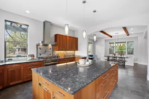 2538 NW Hosmer Lake Dr, Bend, OR 97703 - Photo 11