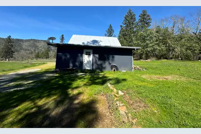 541 Board Shanty Road, Grants Pass, OR 97527 - Photo 21