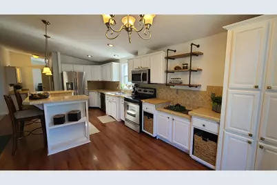 6710 Jake Road, Klamath Falls, OR 97601 - Photo 5