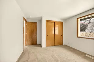 3027 Waterford Ct, Medford, OR 97504 - Photo 21